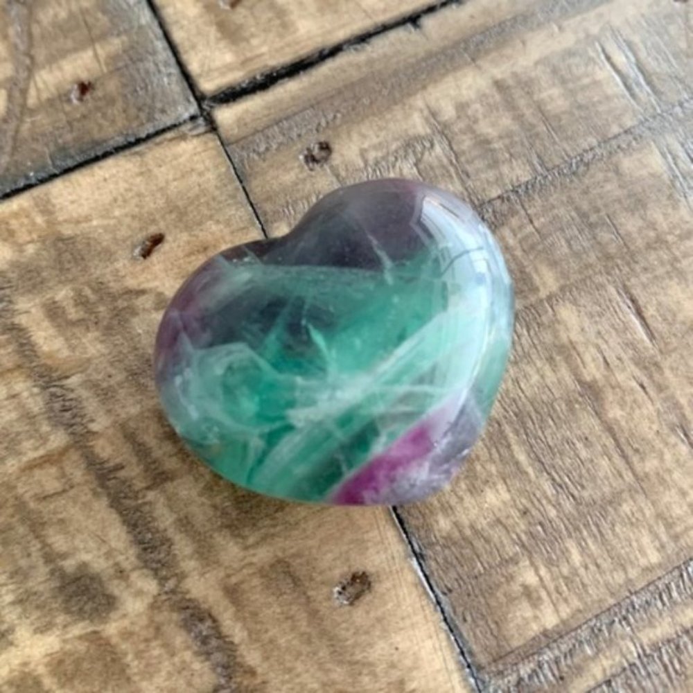Heart Shaped Rainbow Fluorite Palm Stone - Picture 4 of 4